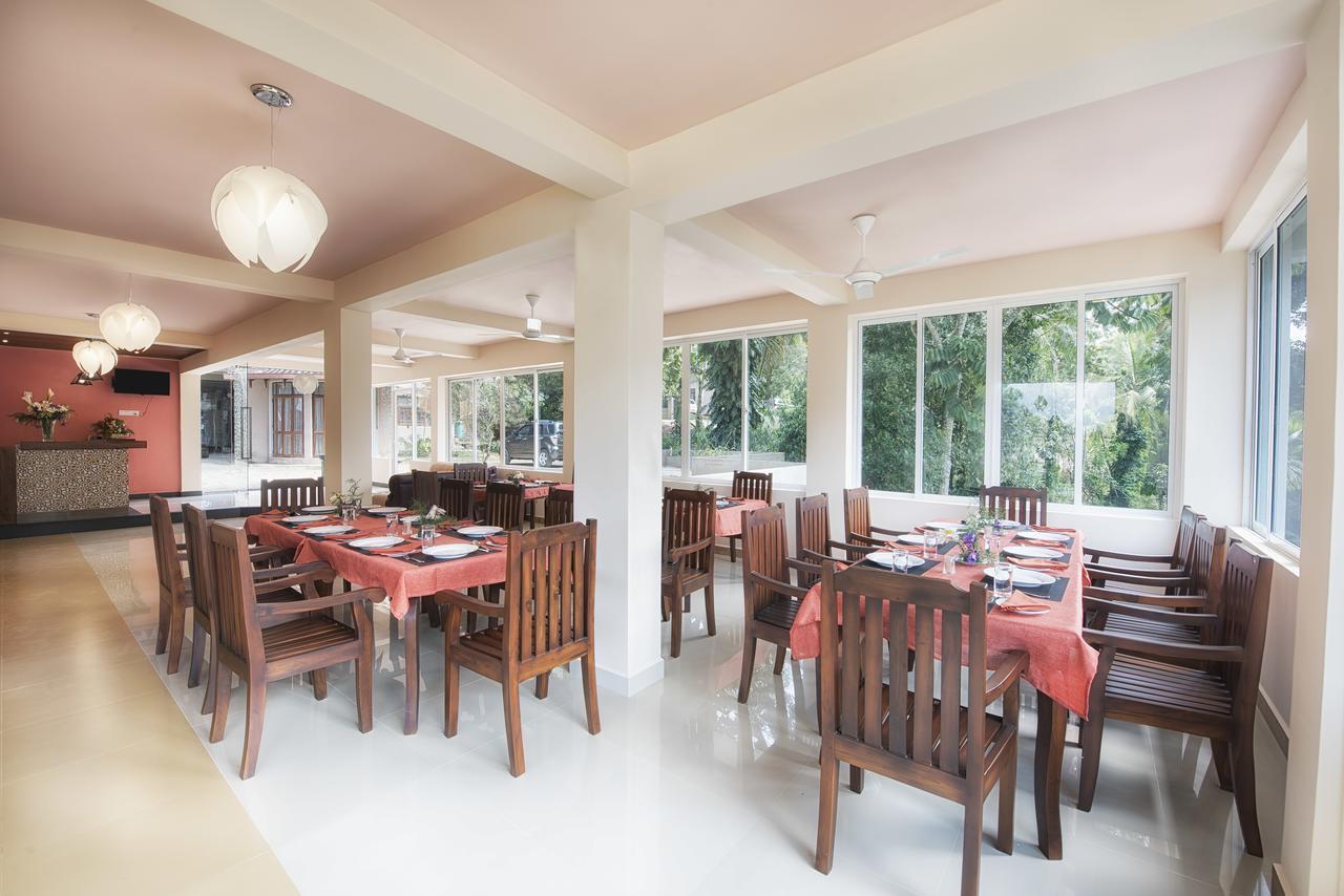 Sobaya Hotel 康提 外观 照片