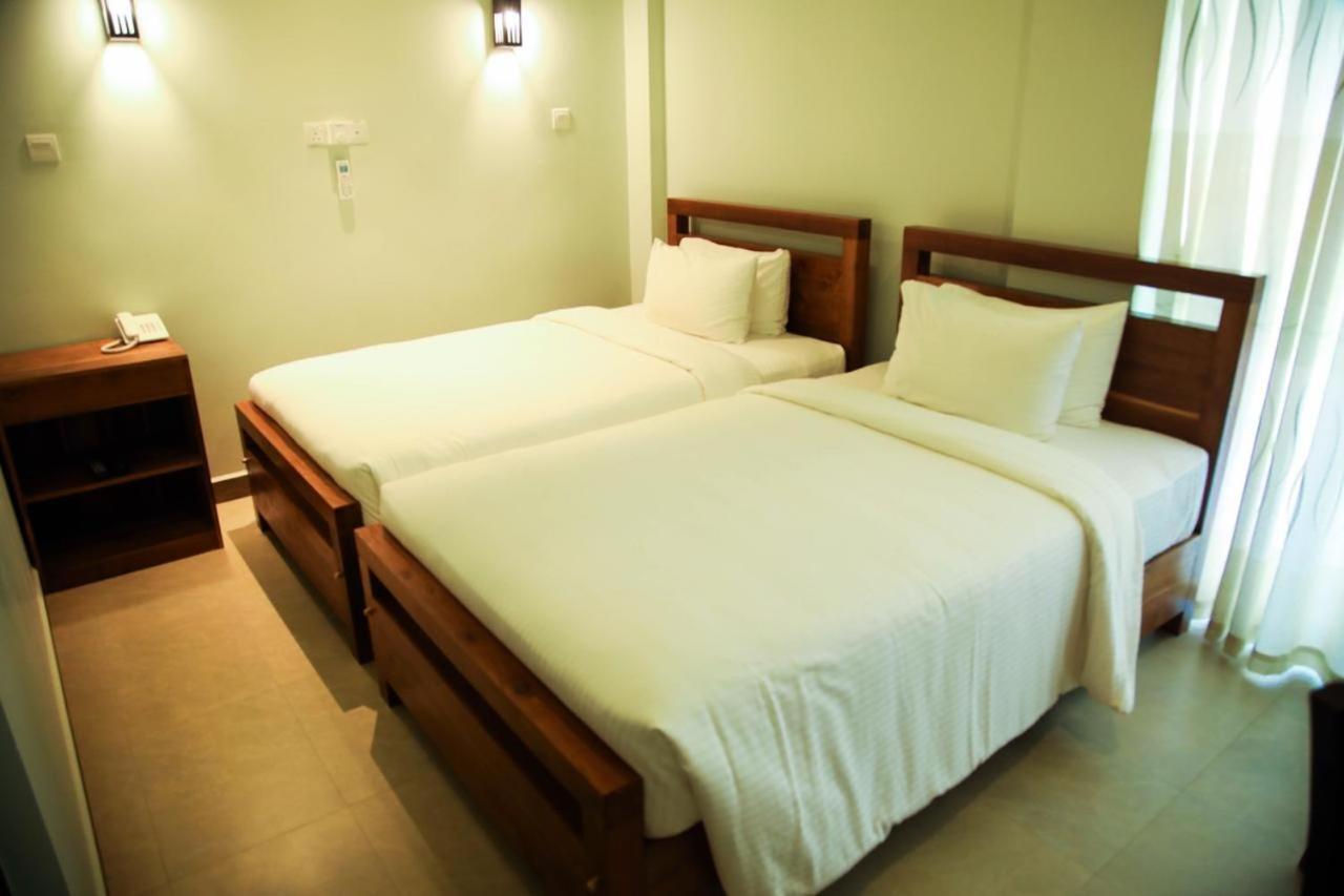 Sobaya Hotel 康提 外观 照片
