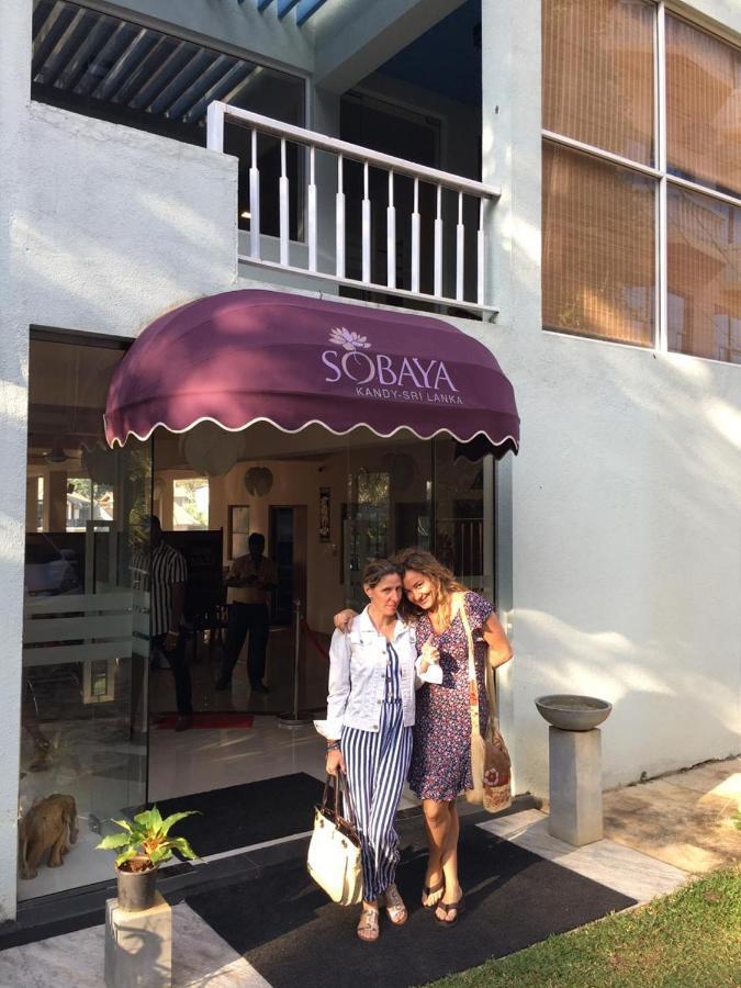 Sobaya Hotel 康提 外观 照片