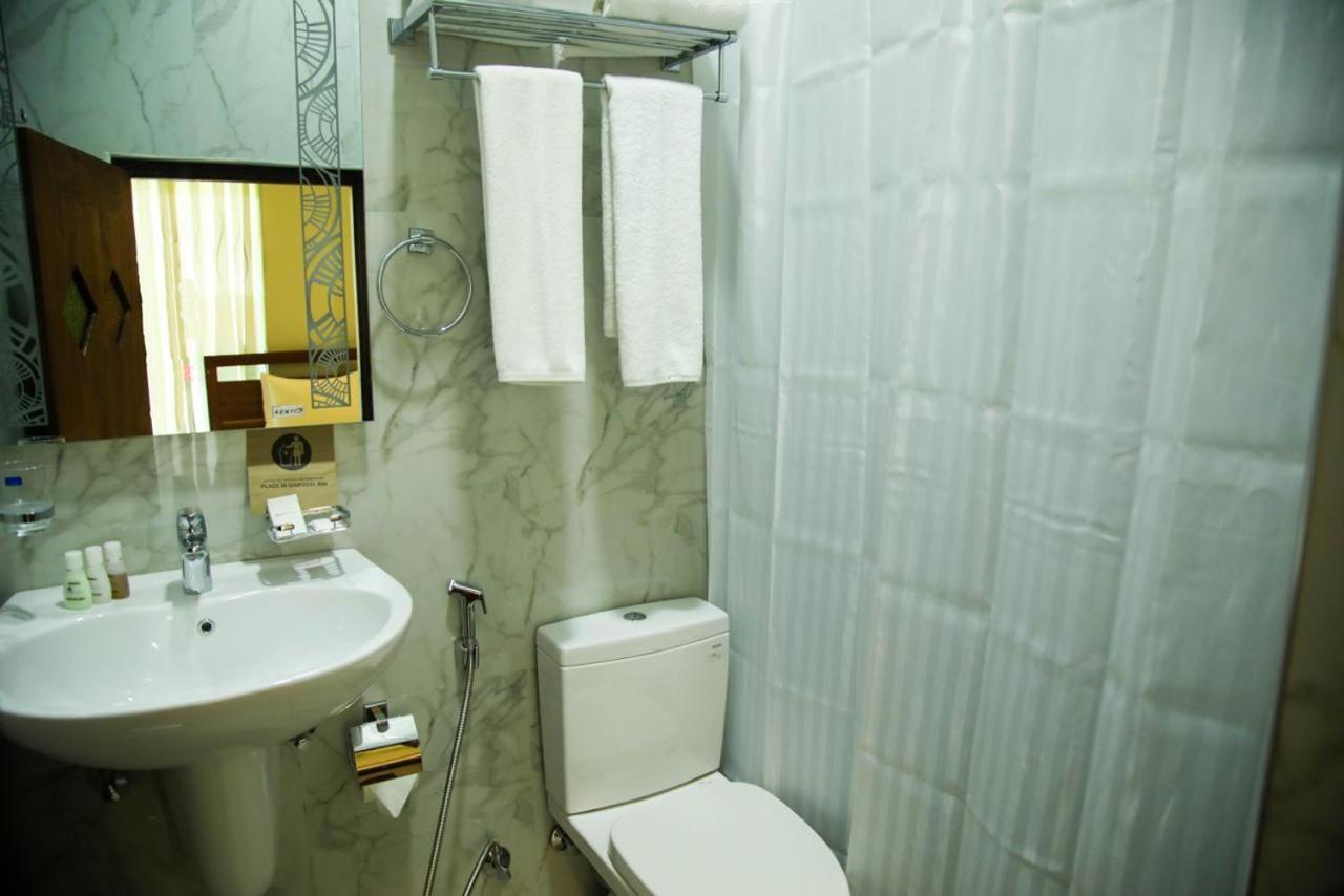 Sobaya Hotel 康提 外观 照片